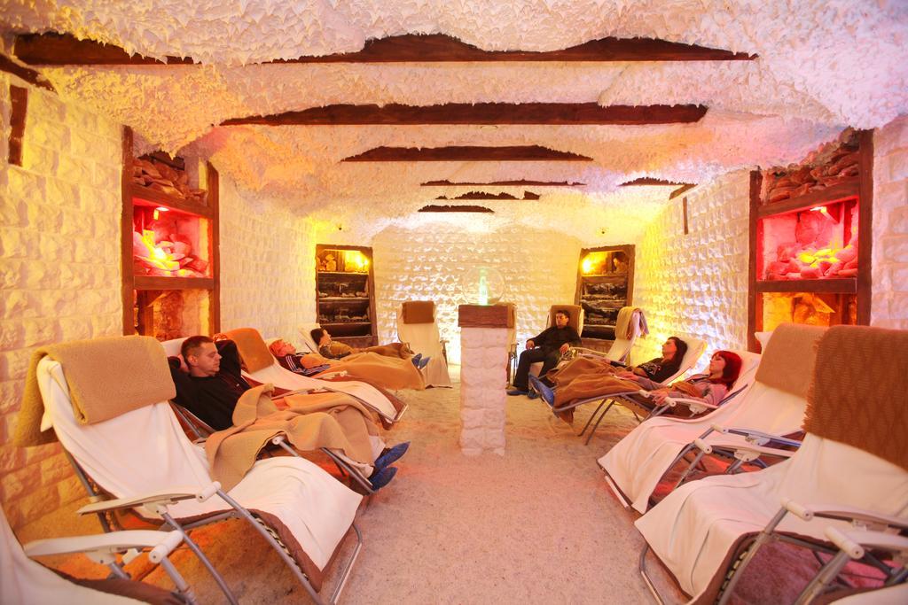 Kzzg W Polsce, Gornicze Sanatorium Zwiazkowe "Gornik" Hotel Iwonicz-Zdroj Ngoại thất bức ảnh
