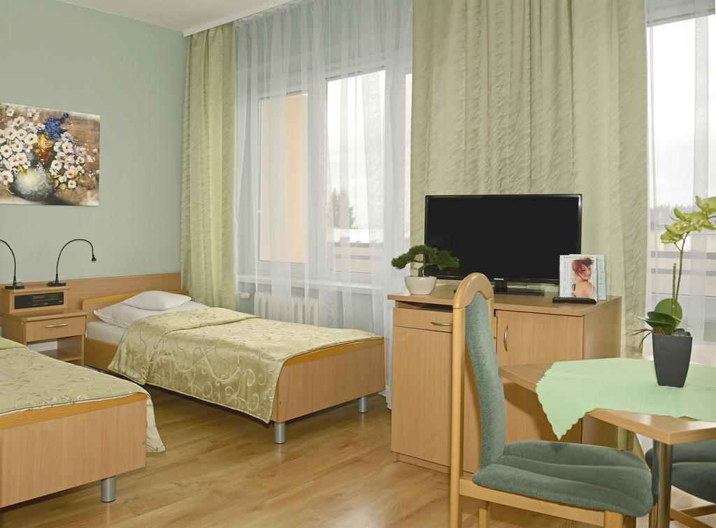 Kzzg W Polsce, Gornicze Sanatorium Zwiazkowe "Gornik" Hotel Iwonicz-Zdroj Phòng bức ảnh