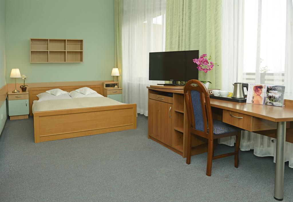 Kzzg W Polsce, Gornicze Sanatorium Zwiazkowe "Gornik" Hotel Iwonicz-Zdroj Phòng bức ảnh