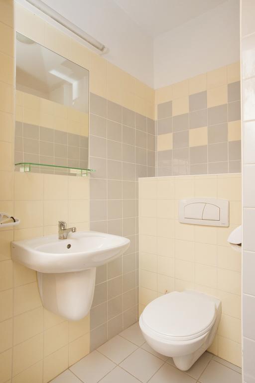 Kzzg W Polsce, Gornicze Sanatorium Zwiazkowe "Gornik" Hotel Iwonicz-Zdroj Phòng bức ảnh