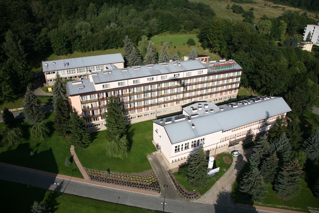 Kzzg W Polsce, Gornicze Sanatorium Zwiazkowe "Gornik" Hotel Iwonicz-Zdroj Ngoại thất bức ảnh