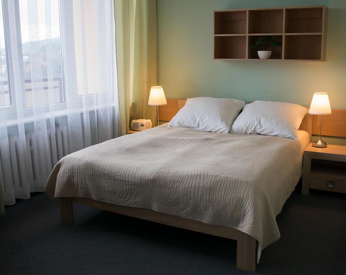 Kzzg W Polsce, Gornicze Sanatorium Zwiazkowe "Gornik" Hotel Iwonicz-Zdroj Ngoại thất bức ảnh